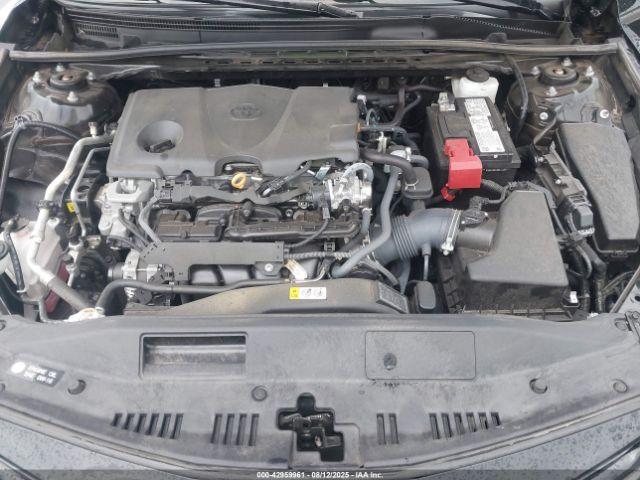 Toyota Camry Se Image 16