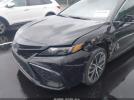 Toyota Camry Se Image 9