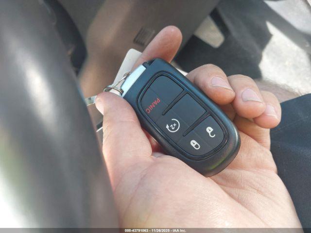 Ram 2500 Laramie Image 17