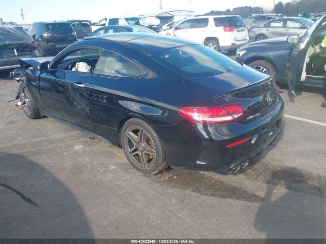 Mercedes-Benz C-Class 4matic Image 4