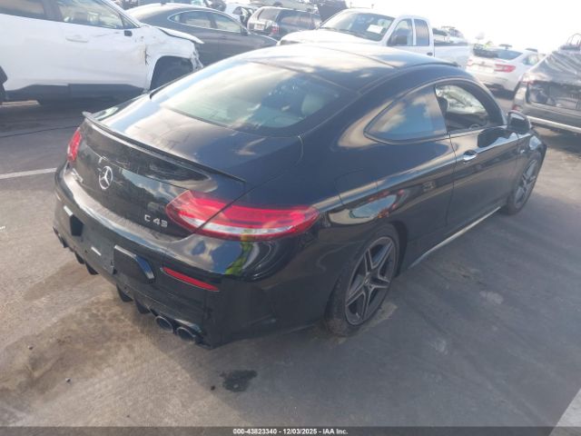 Mercedes-Benz C-Class 4matic Image 16