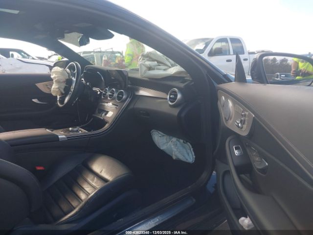 Mercedes-Benz C-Class 4matic Image 3