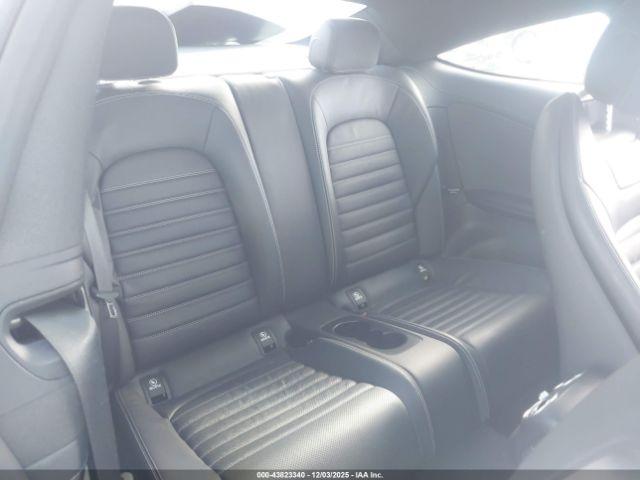 Mercedes-Benz C-Class 4matic Image 12