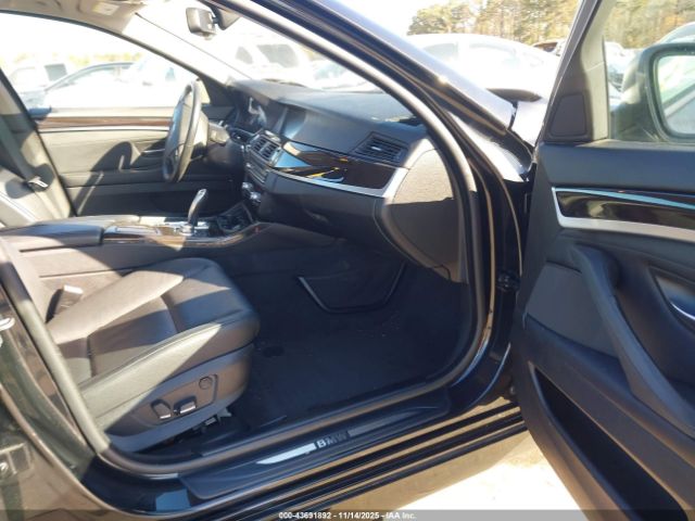 BMW 5 Series Image 2