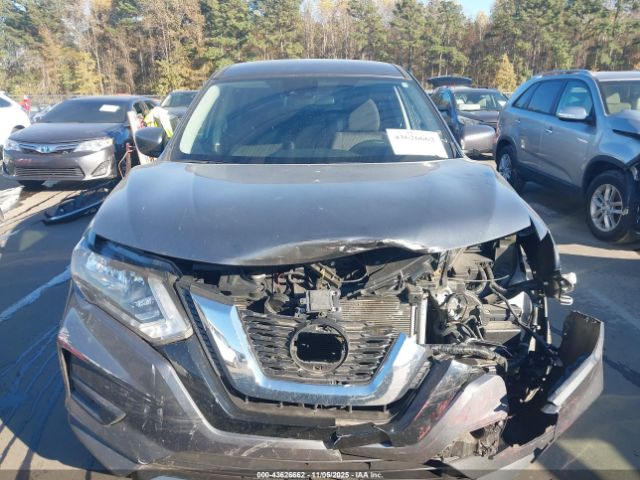 Nissan Rogue S Fwd Image 3