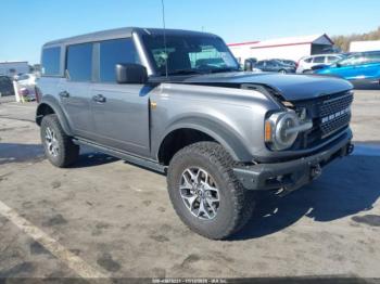  Salvage Ford Bronco