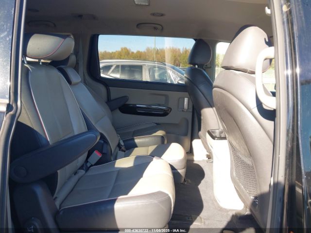 Kia Sedona Ex Image 13