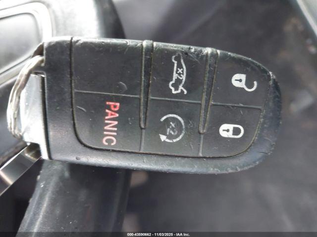 Chrysler 300c Awd Image 10