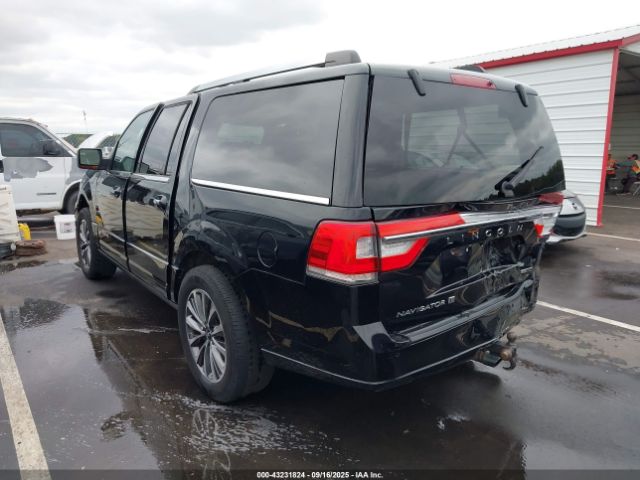 Lincoln Navigator Select Image 16