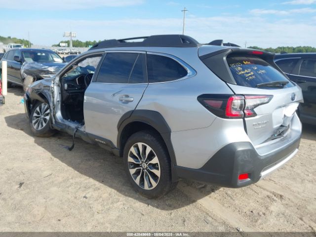 Subaru Outback Limited Image 2