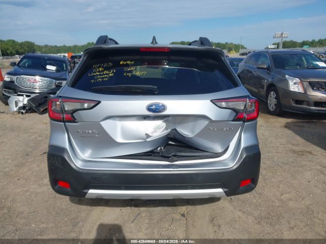 Subaru Outback Limited Image 6