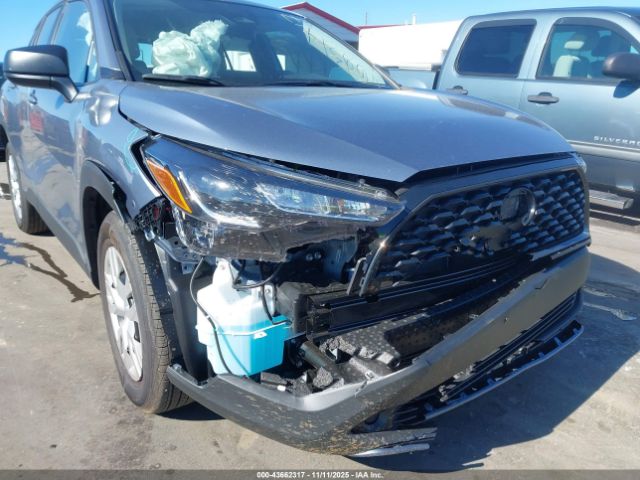 Toyota Corolla L Image 5