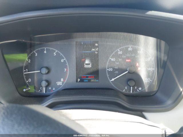 Toyota Corolla L Image 8