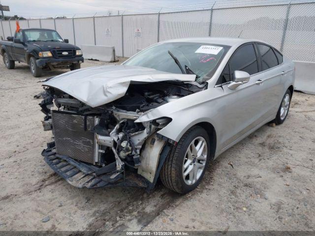 Ford Fusion Se Image 5