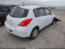 Nissan Versa 1.8s Image 5