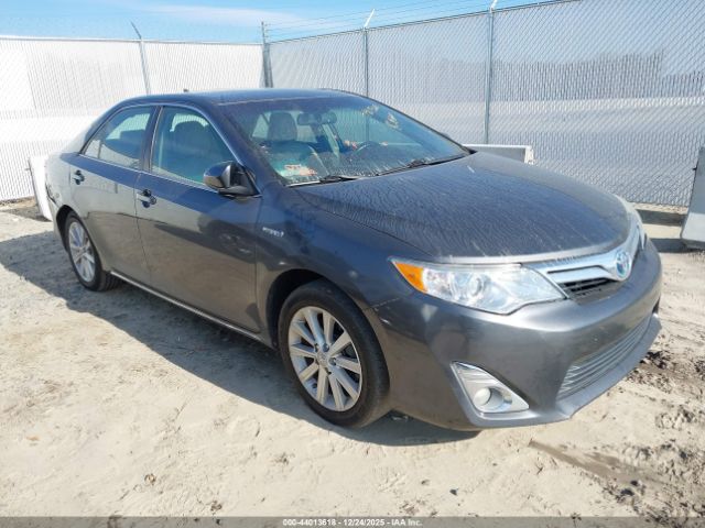 Toyota Camry Xle Image 1