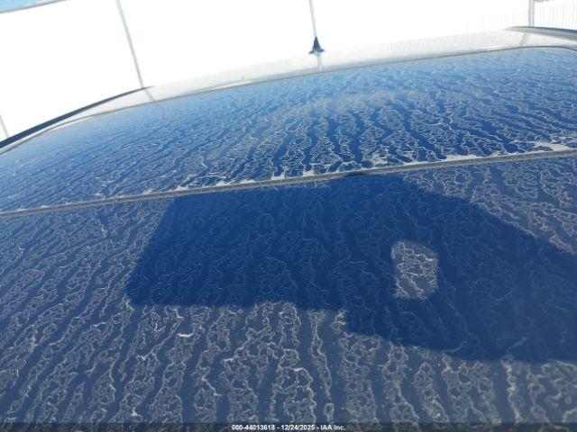 Toyota Camry Xle Image 19