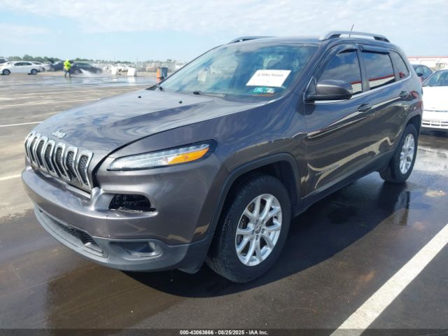 Jeep Cherokee Latitude 4x4 Image 16