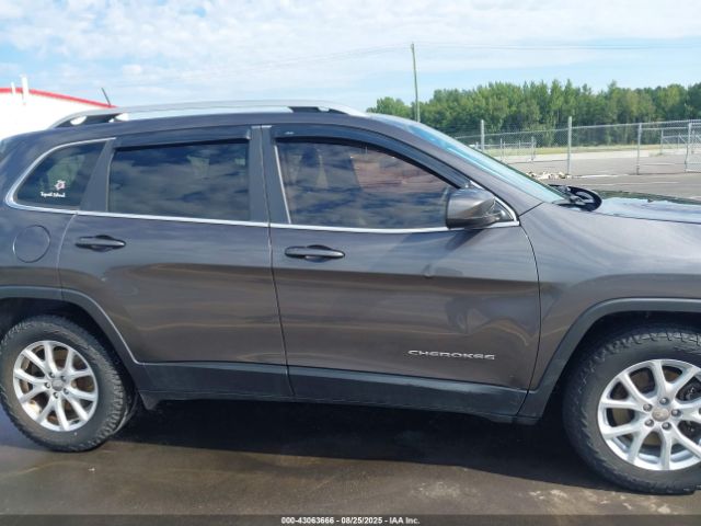 Jeep Cherokee Latitude 4x4 Image 15