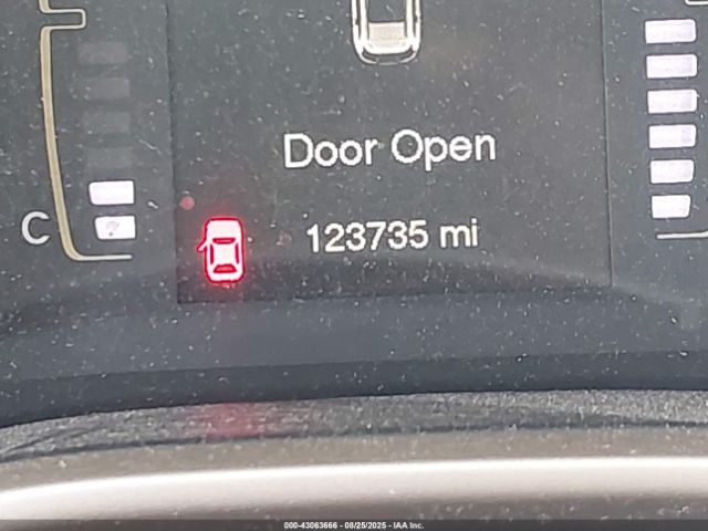 Jeep Cherokee Latitude 4x4 Image 10