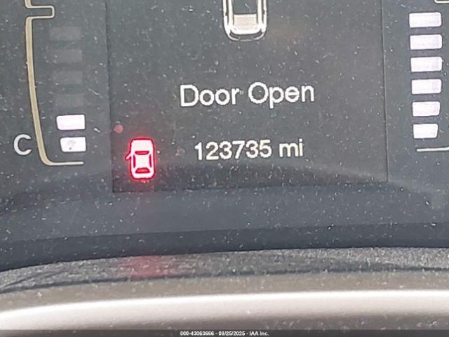 Jeep Cherokee Latitude 4x4 Image 10