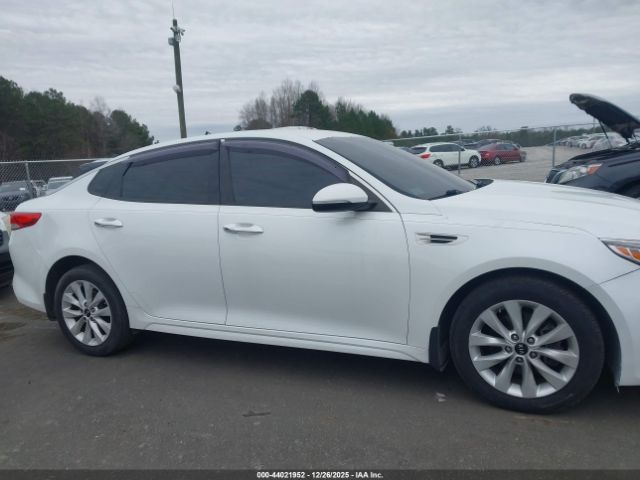 Kia Optima Ex Image 11