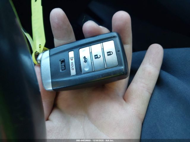 Acura TLX V6 Image 3