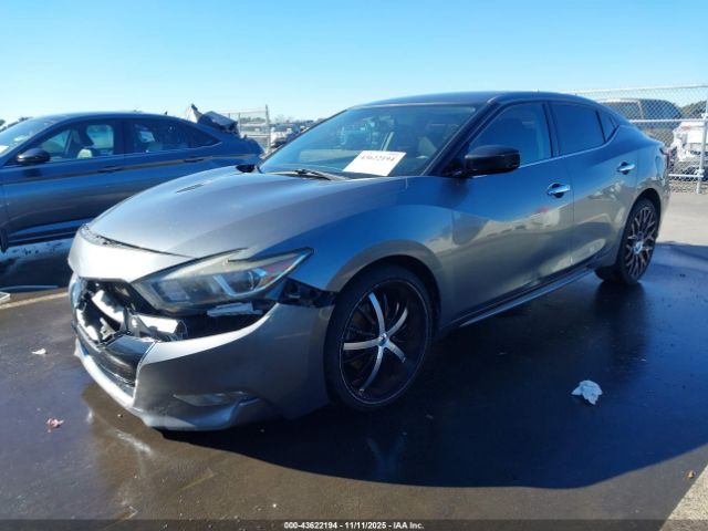 Nissan Maxima Image 16