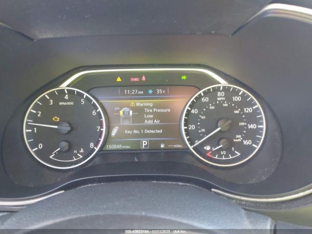 Nissan Maxima Image 6