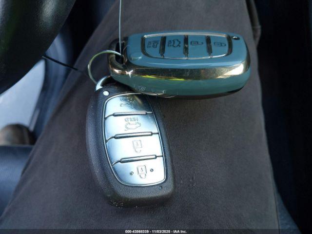 Hyundai TUCSON Limited Image 18