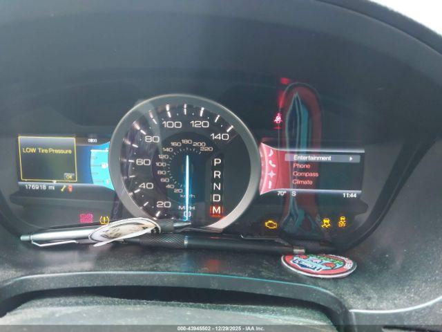 Ford Explorer Xlt Image 8