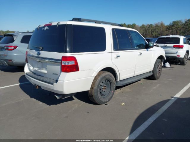Ford Expedition Xlt Image 10