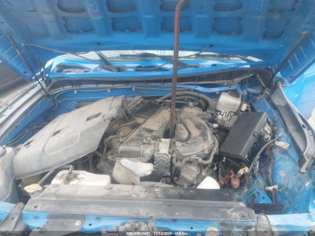 Toyota FJ Cruiser Image 11