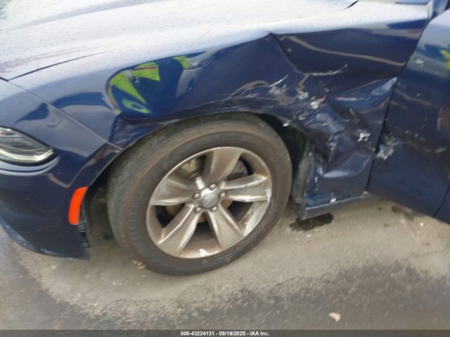 Dodge Charger Sxt Image 8