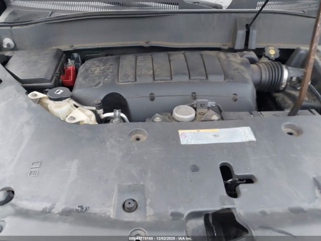 GMC Acadia Denali Image 2