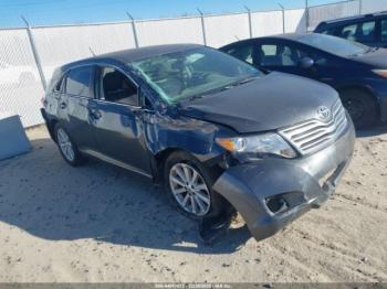  Salvage Toyota Venza
