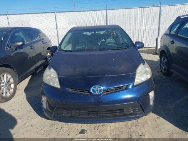 Toyota Prius Three Image 7