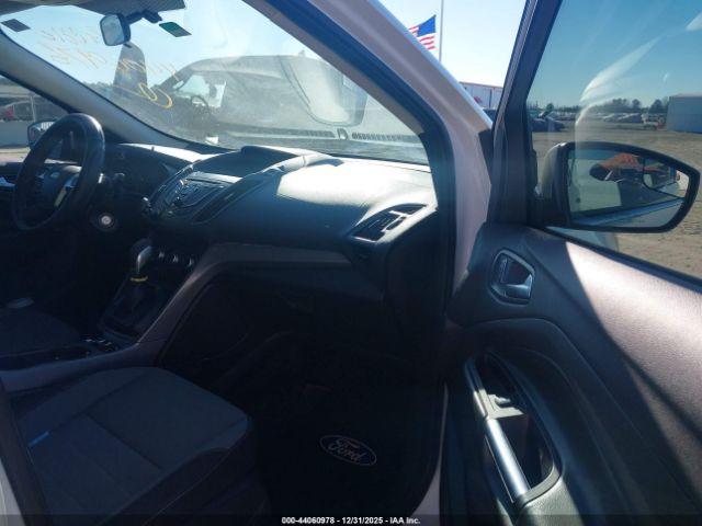 Ford Escape Se Image 10