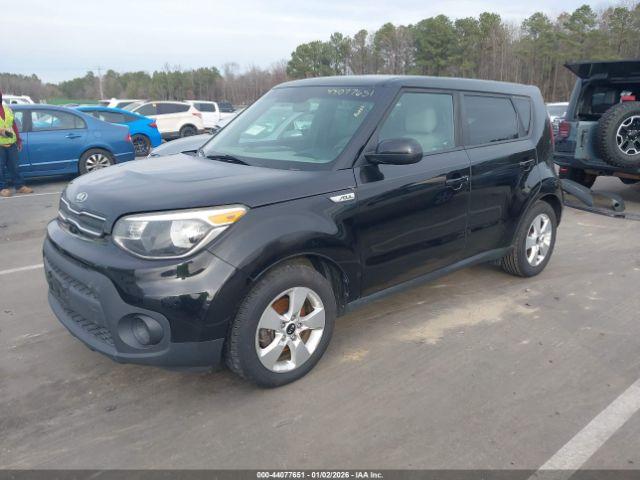 Kia Soul Image 2