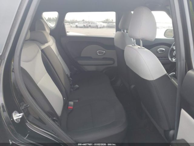 Kia Soul Image 10