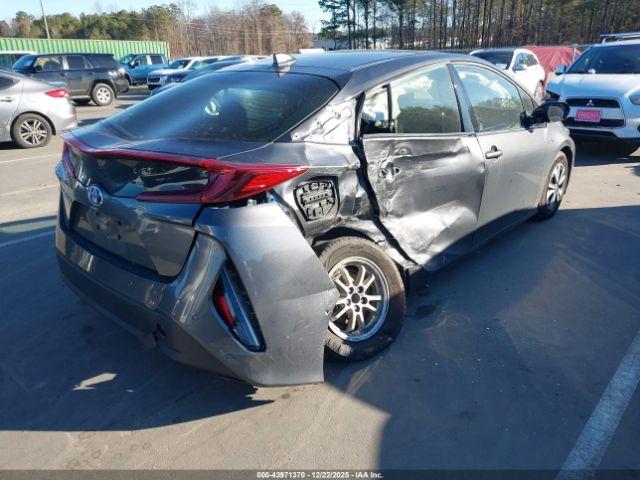 Toyota Prius Prime Advanced Image 15