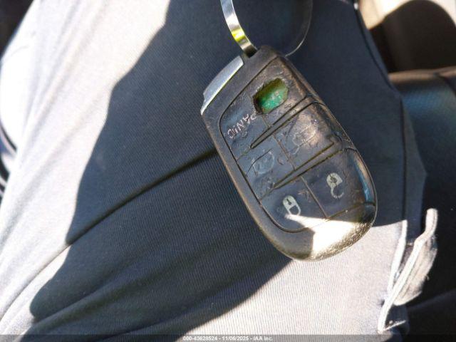 Jeep Grand Cherokee Limited Image 11