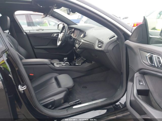 BMW 2 Series Xdrive Image 11