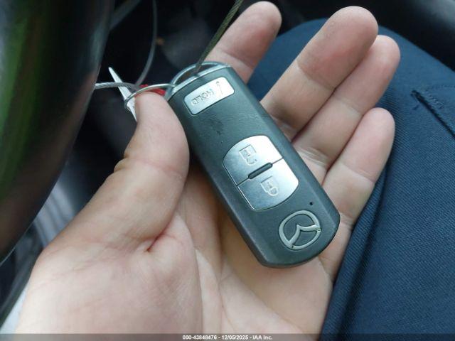 Mazda Mazda3 I Touring Image 4