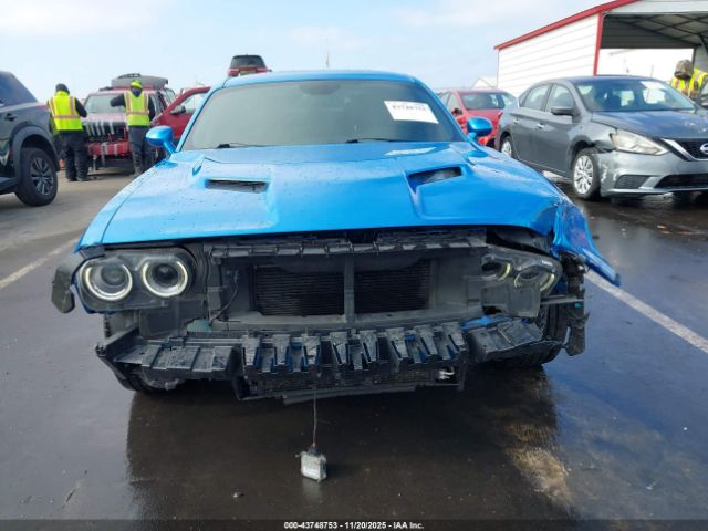Dodge Challenger Image 9