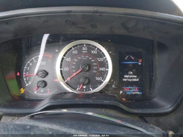 Toyota Corolla Se Image 8