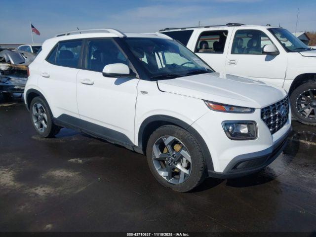  Salvage Hyundai VENUE