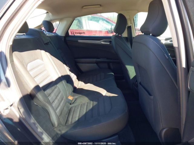 Ford Fusion Se Image 2