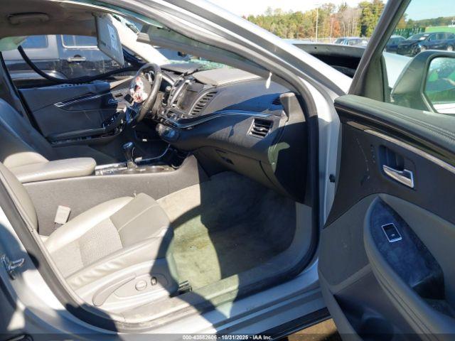 Chevrolet Impala 2lt Image 10