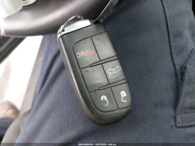 Chrysler 300 Touring Image 10